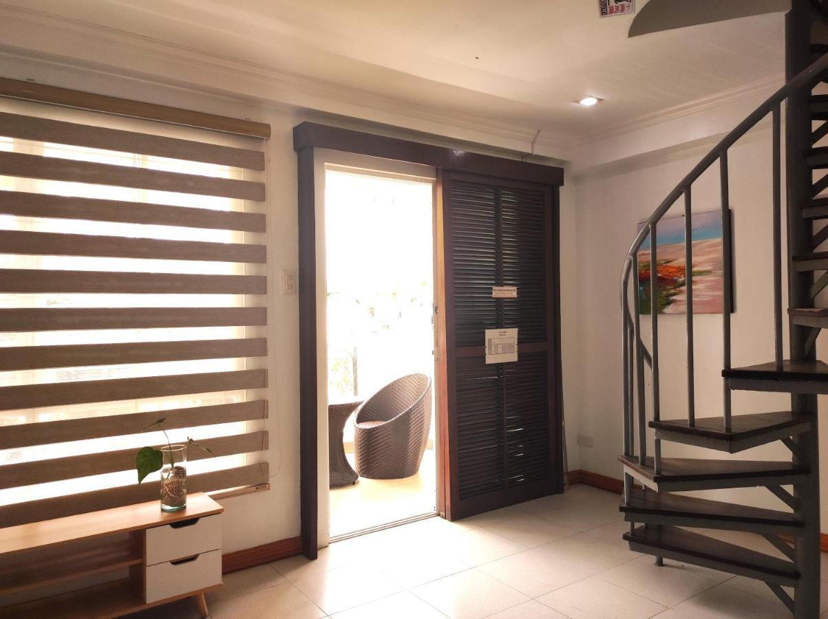 Manoc-Manoc Grand Blue Beach Hotel מראה חיצוני תמונה