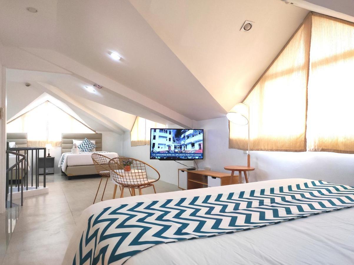 Manoc-Manoc Grand Blue Beach Hotel מראה חיצוני תמונה